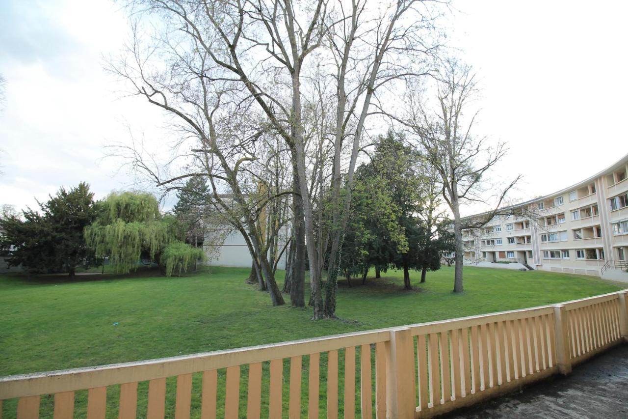 Derniere Reservations Avant Indisponibilite En Septembre Pour 12 Mois, Illimites Jacuzzi Spa Bain A Remous Interieur, Sauna Interieur, Parking Reserve, Vue Et Acces Parc, Prestations Uniques, 1Er Etage Corbeil-Essonnes Exterior foto