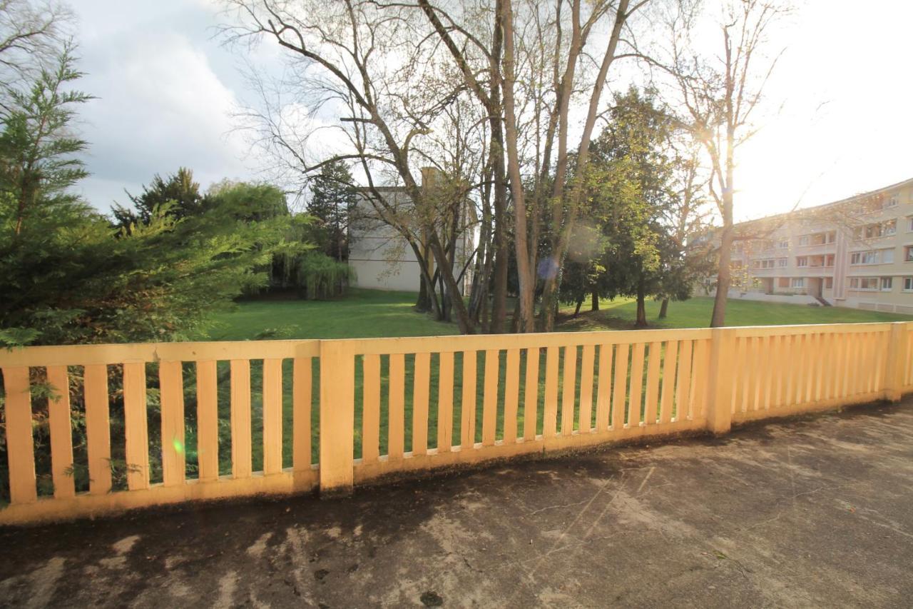 Derniere Reservations Avant Indisponibilite En Septembre Pour 12 Mois, Illimites Jacuzzi Spa Bain A Remous Interieur, Sauna Interieur, Parking Reserve, Vue Et Acces Parc, Prestations Uniques, 1Er Etage Corbeil-Essonnes Exterior foto