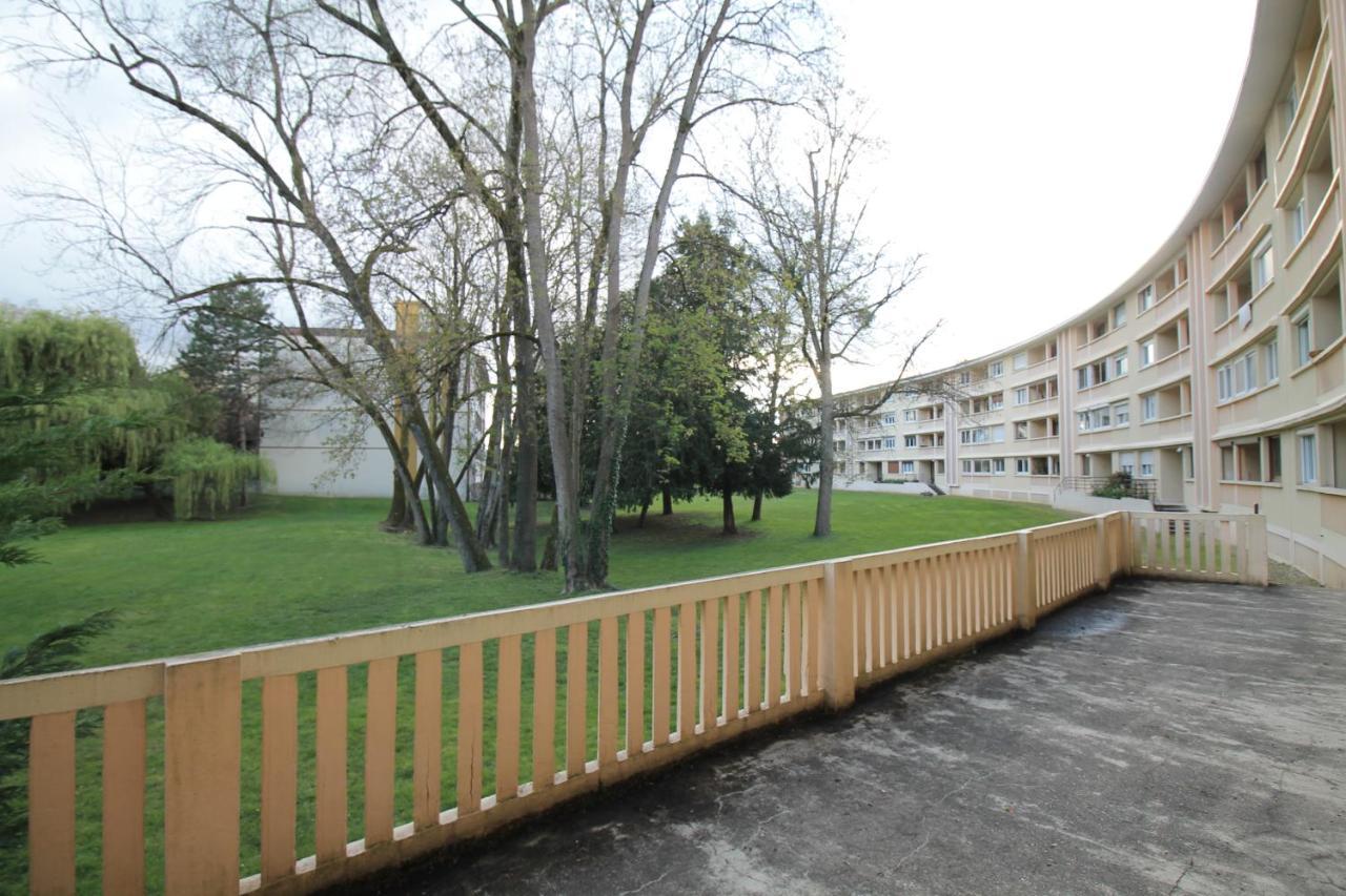 Derniere Reservations Avant Indisponibilite En Septembre Pour 12 Mois, Illimites Jacuzzi Spa Bain A Remous Interieur, Sauna Interieur, Parking Reserve, Vue Et Acces Parc, Prestations Uniques, 1Er Etage Corbeil-Essonnes Exterior foto