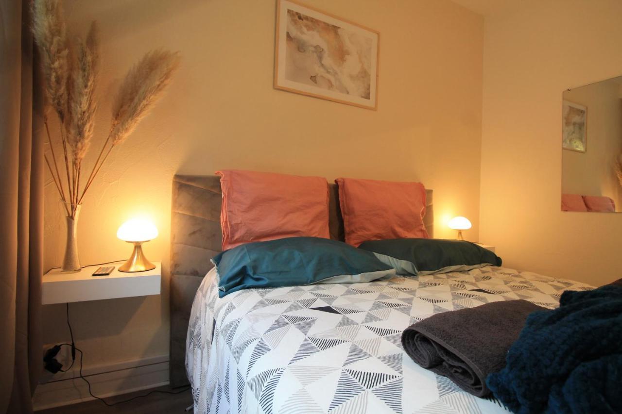 Derniere Reservations Avant Indisponibilite En Septembre Pour 12 Mois, Illimites Jacuzzi Spa Bain A Remous Interieur, Sauna Interieur, Parking Reserve, Vue Et Acces Parc, Prestations Uniques, 1Er Etage Corbeil-Essonnes Exterior foto